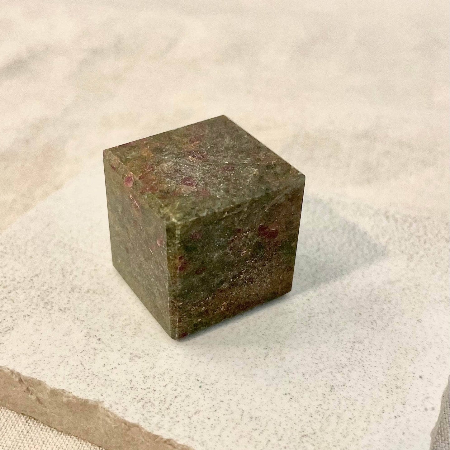 Ruby-Kyanite Cube