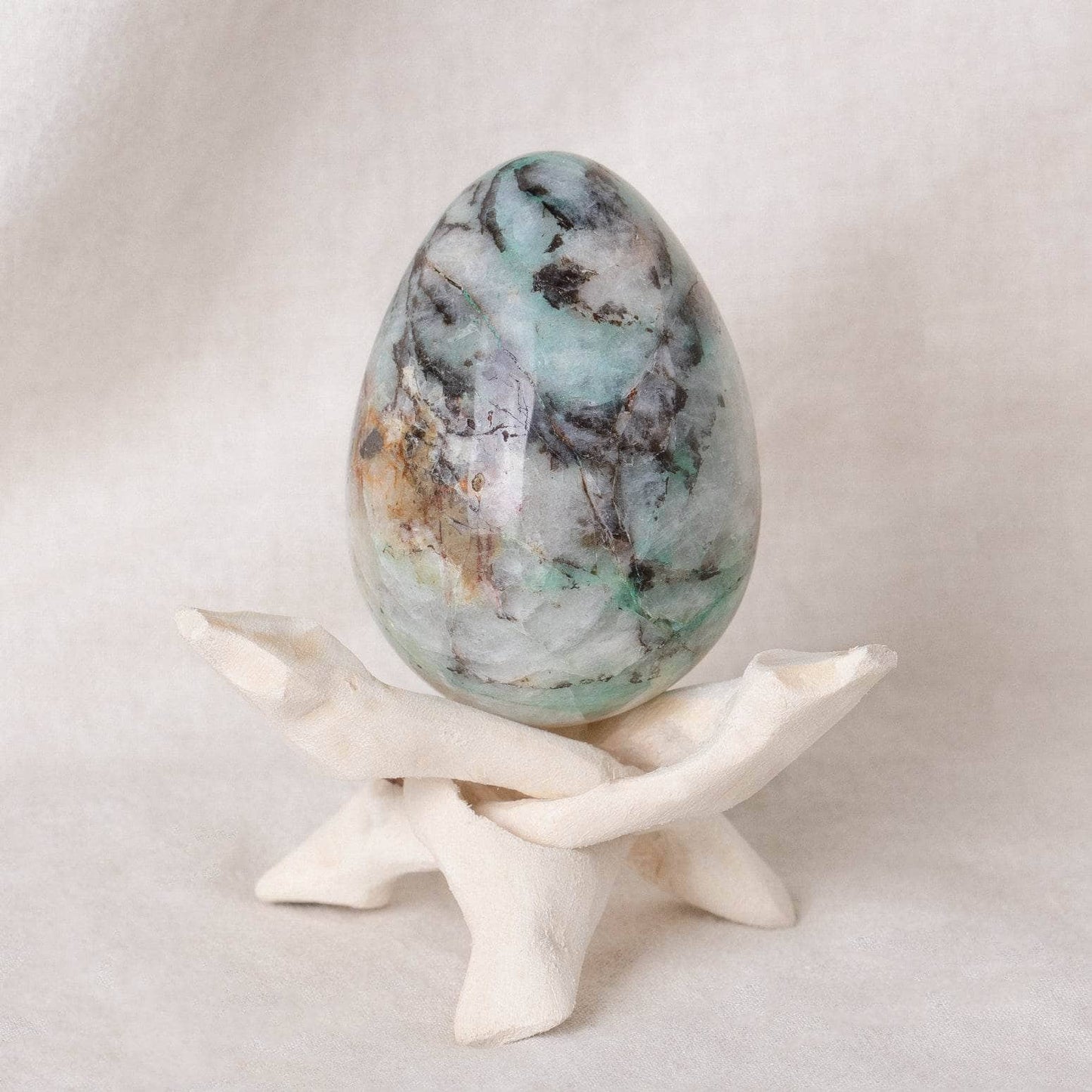Rare Quantum Quattro Eggs  with Stand