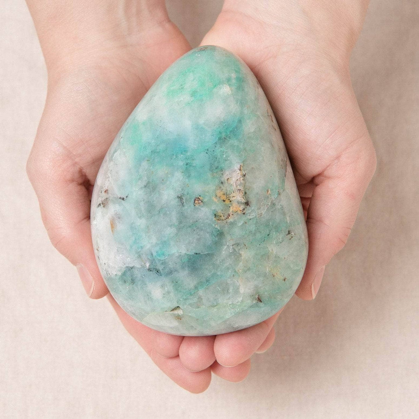 Rare Quantum Quattro Palm Stones